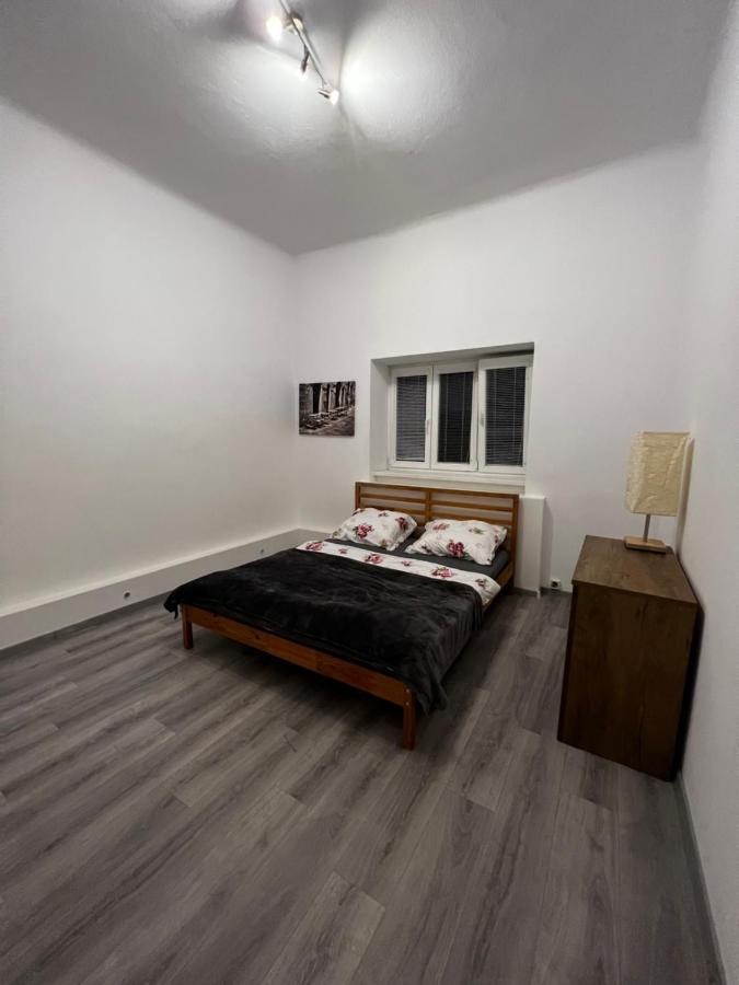 Mlynsky Ostrov Apartment 2 Zdice Exteriér fotografie
